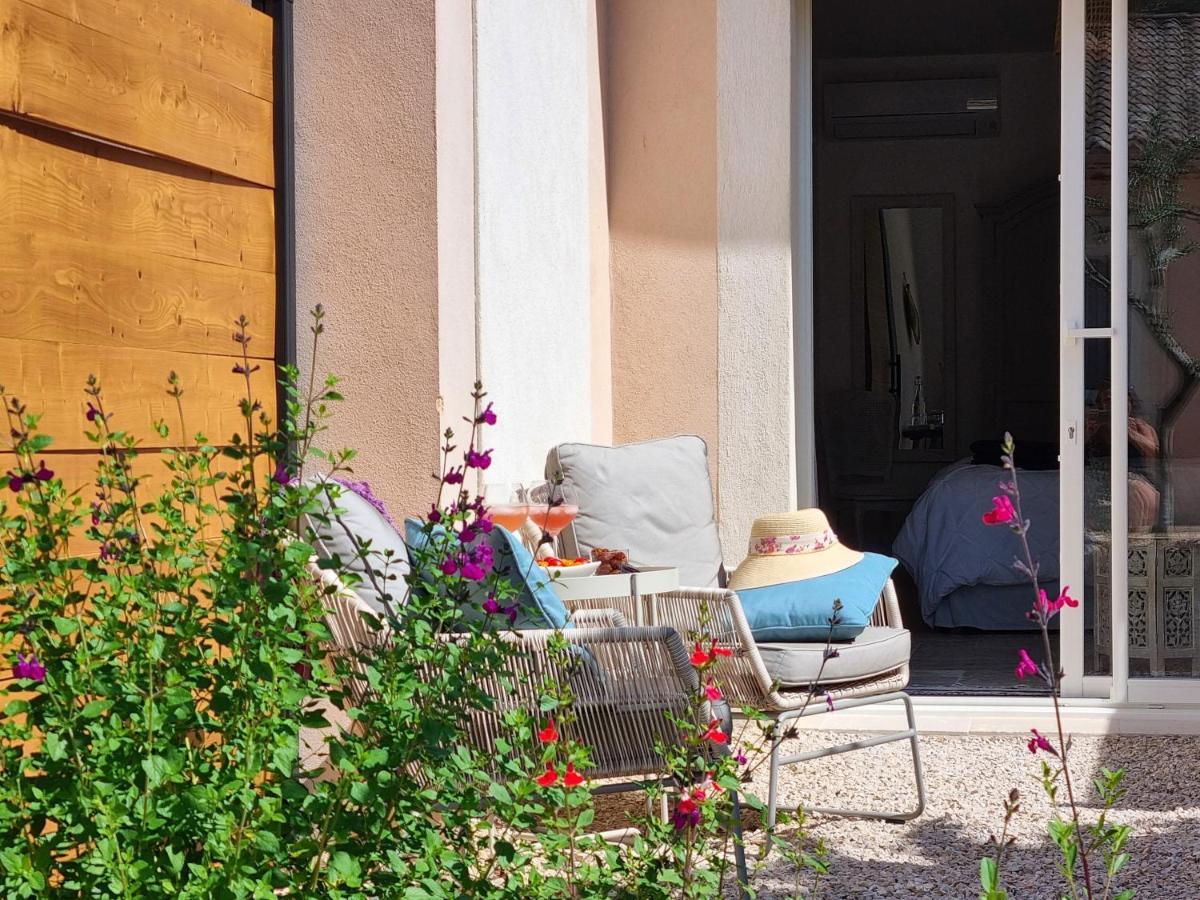 Bed and Breakfast Cosy en Provence - Piscine chauffée Pernes-les-Fontaines Exterior foto